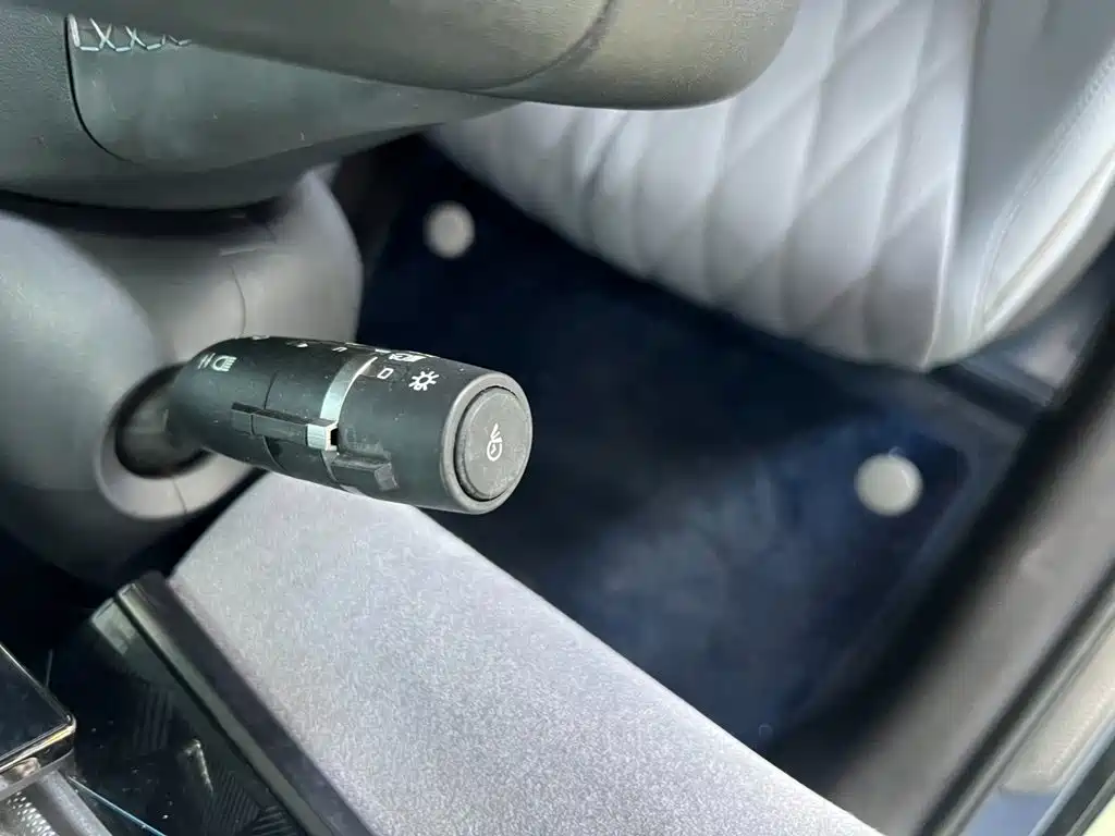 BYD Seal 2022 — фото 9