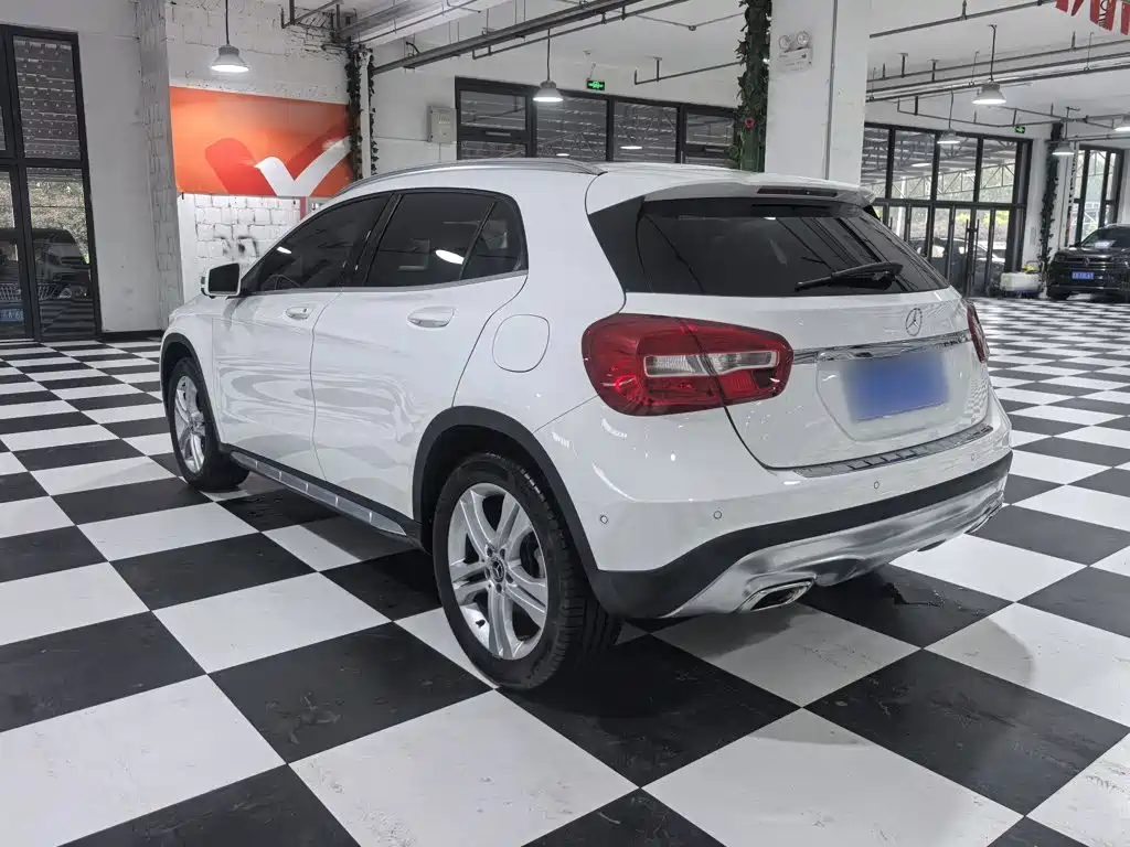 Mercedes-Benz GLA 2017 — фото 8
