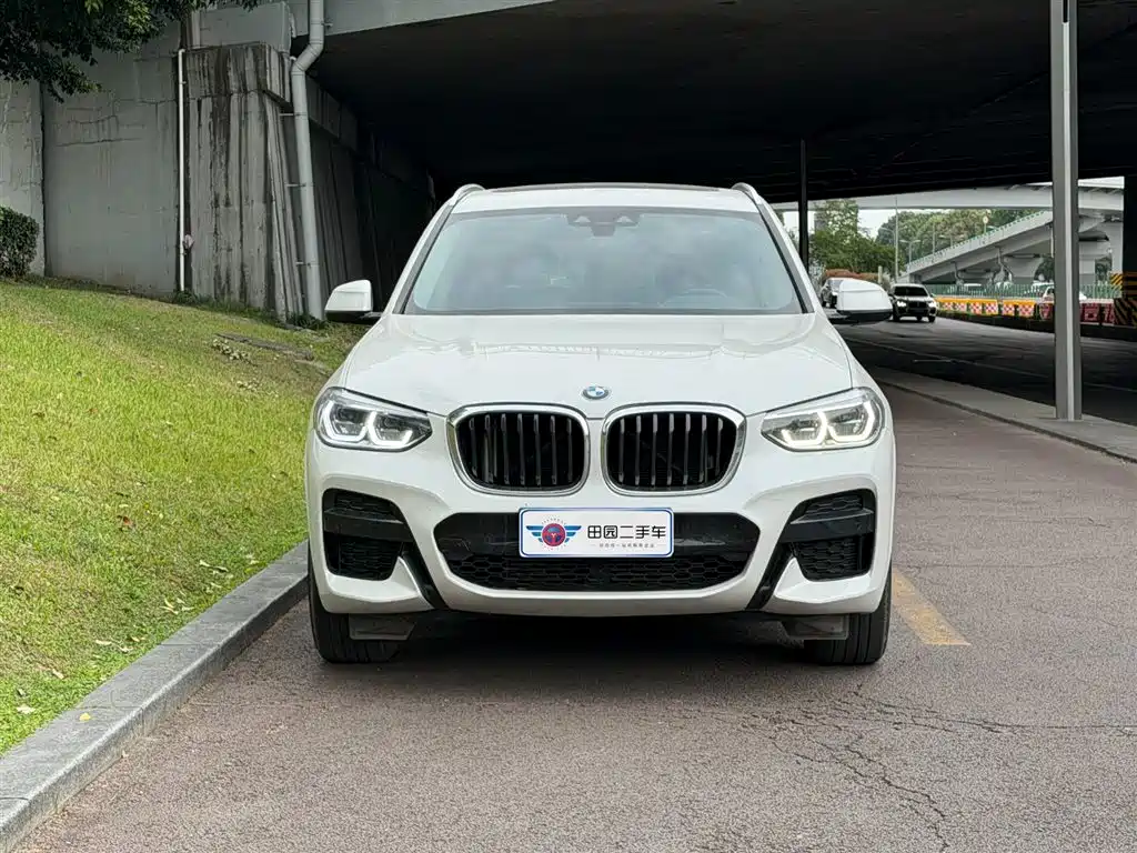 BMW X3 2021 — фото 2
