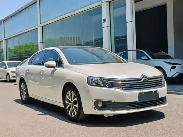 Citroën C6 2021