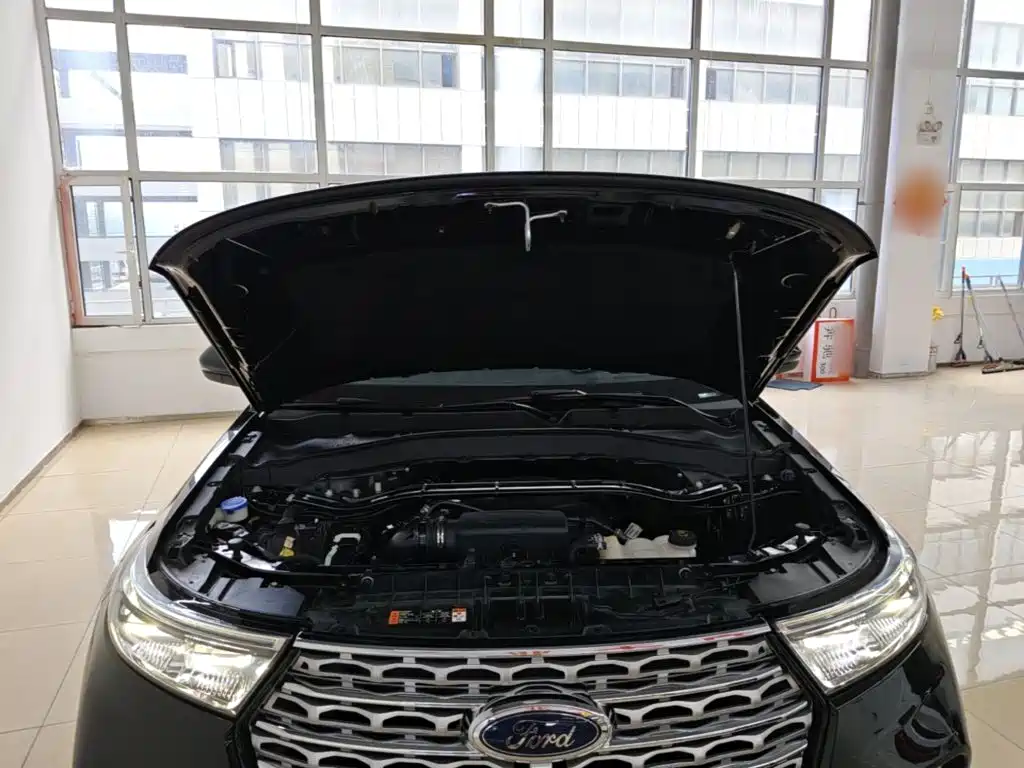 Ford Explorer 2021 — фото 20