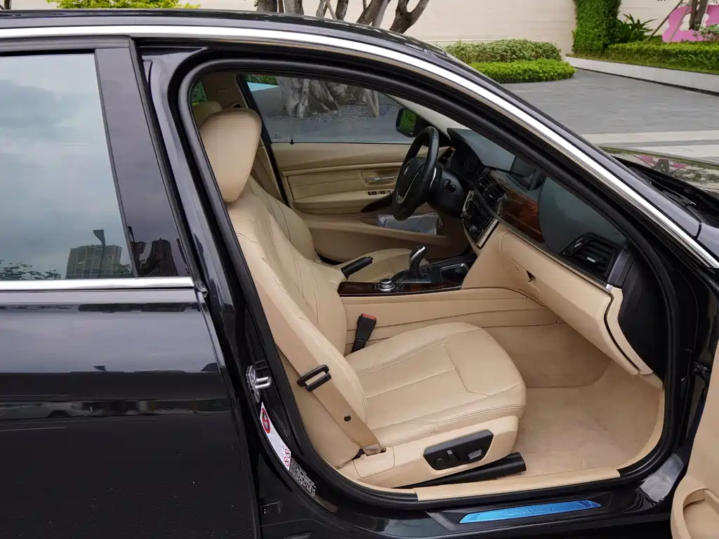 BMW 3 Series 2013 — фото 15