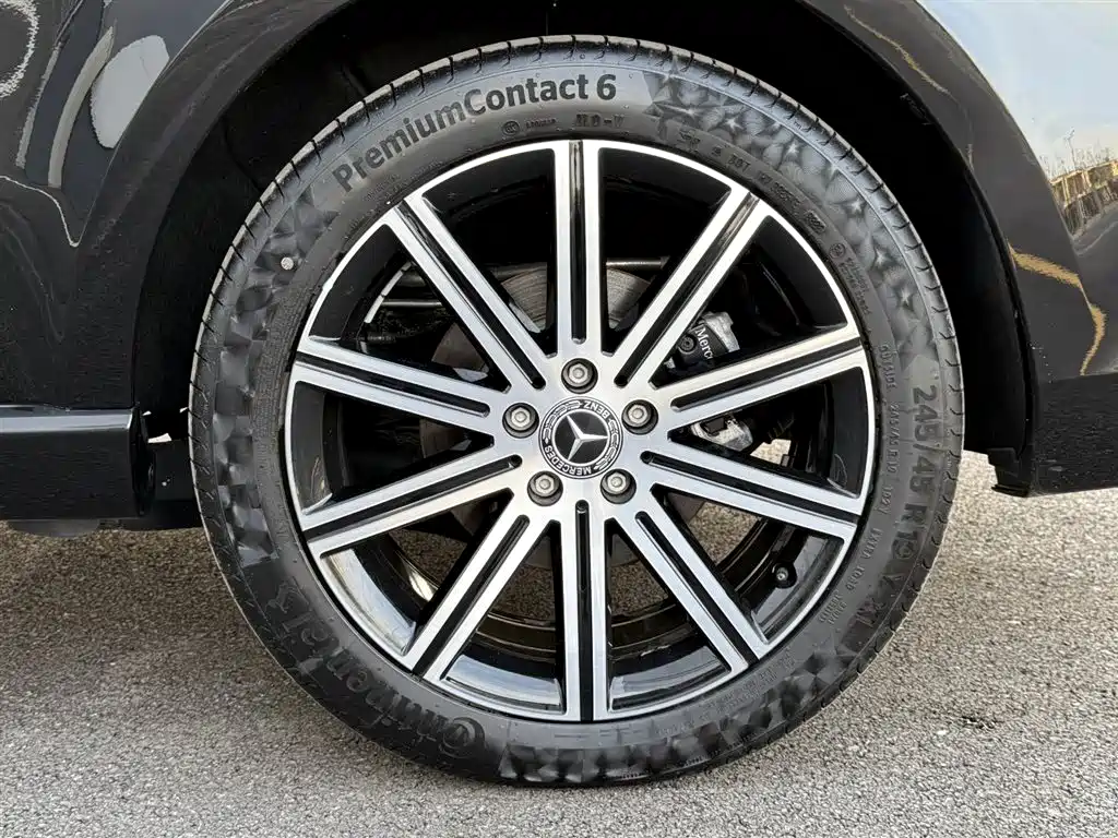 Mercedes-Benz V-Class 2023 — фото 10