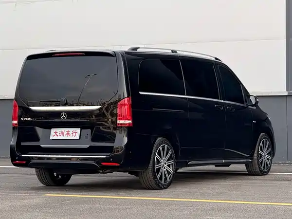 Mercedes-Benz V-Class 2022