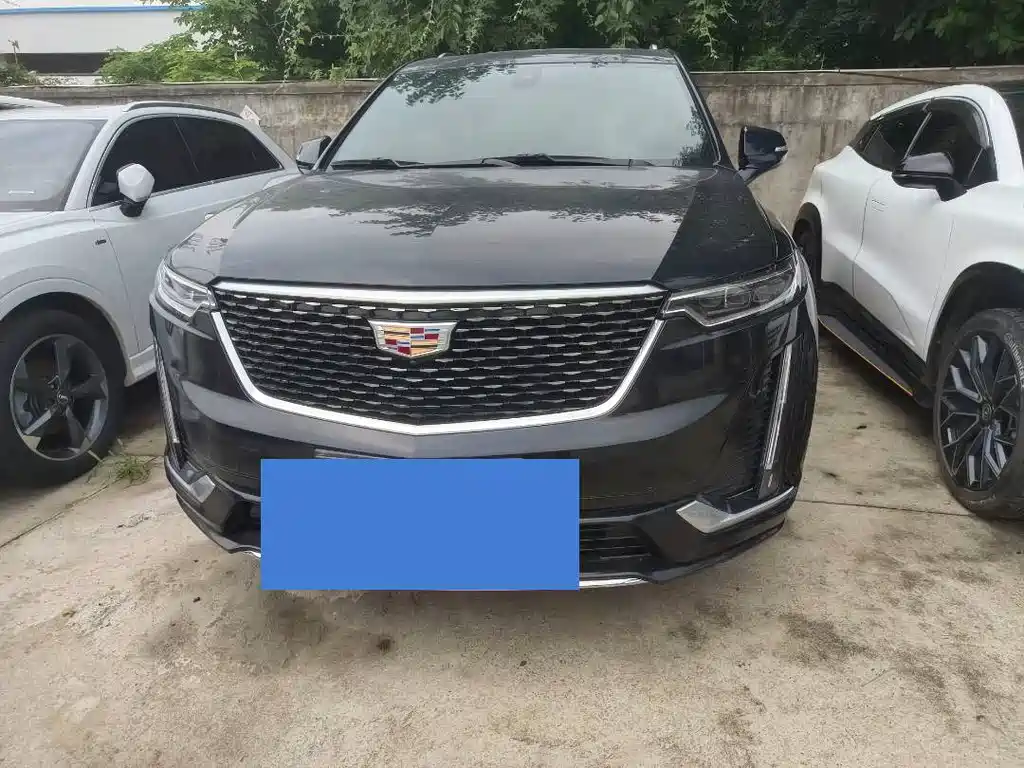 Cadillac XT6 2022 — фото 1