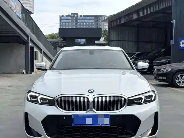 BMW 3 Series 2023
