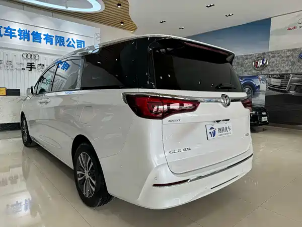 Buick GL8 2021
