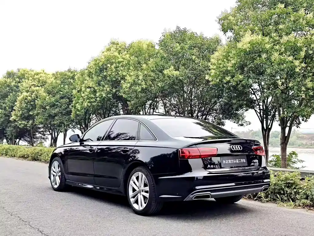 Audi A6L 2018 — фото 6
