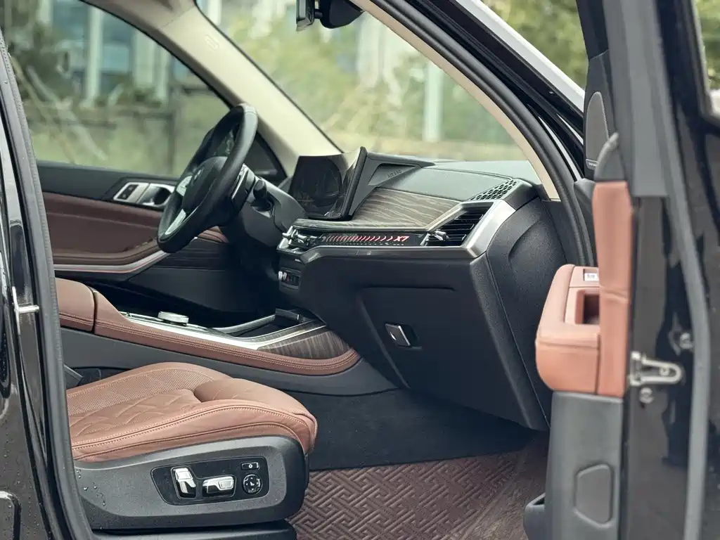 BMW X7 2023 — фото 13