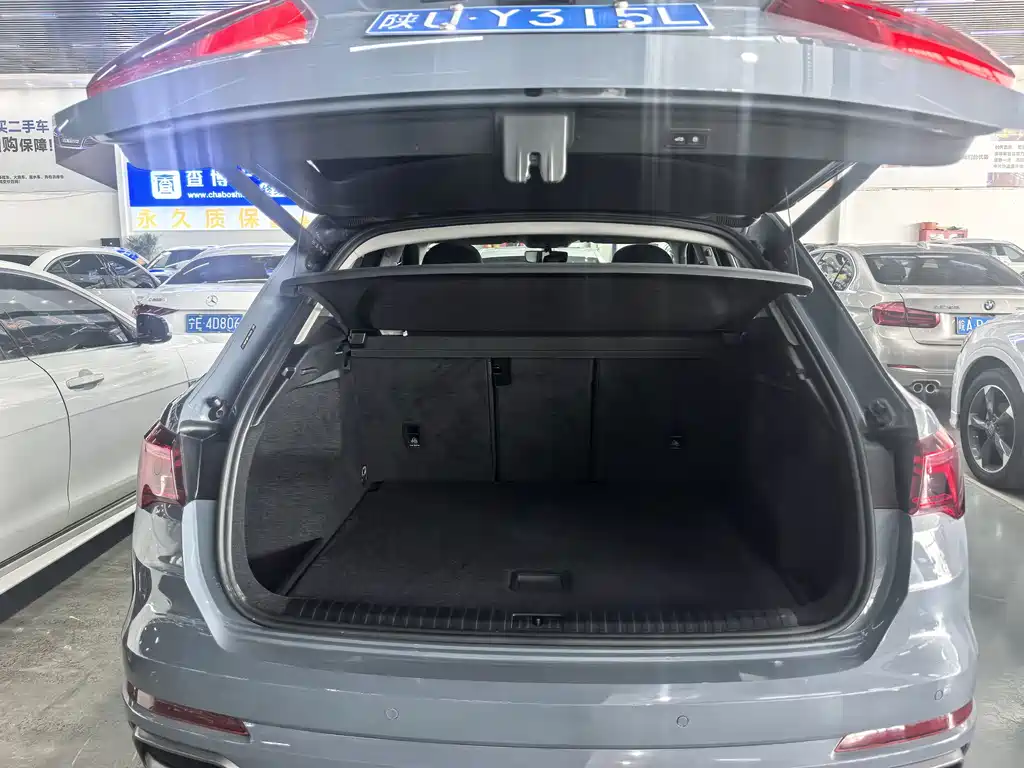 Audi Q3 2023 — фото 17