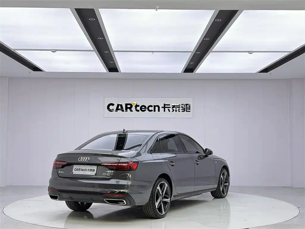 Audi A4L 2024 — фото 5