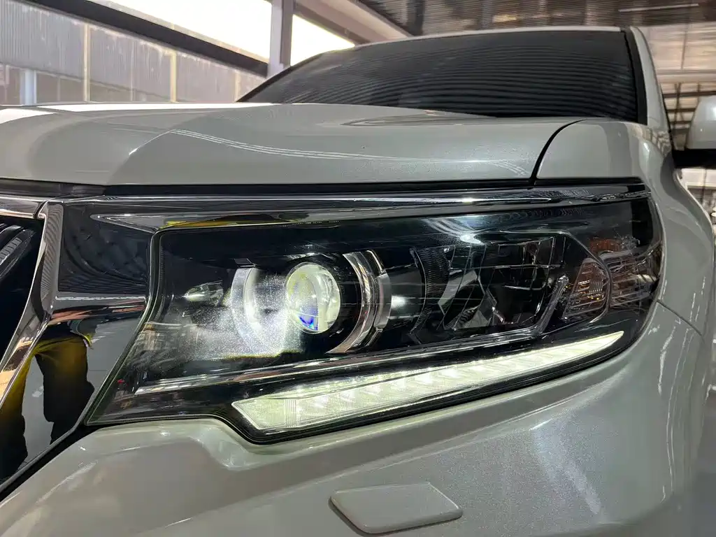 Toyota Prado 2019 — фото 10