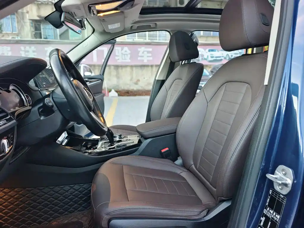 BMW X3 2018 — фото 10