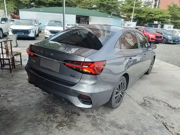 Roewe i5 2021