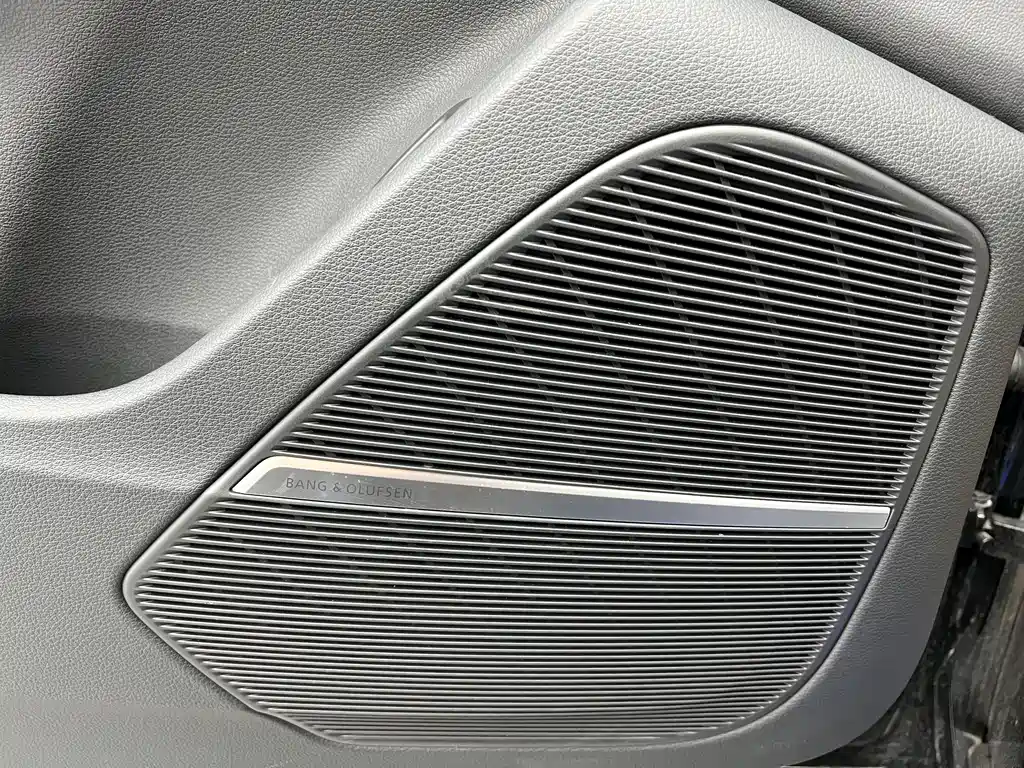Audi Q7 2025 — фото 11