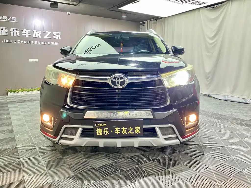 Toyota Highlander 2016 — фото 3