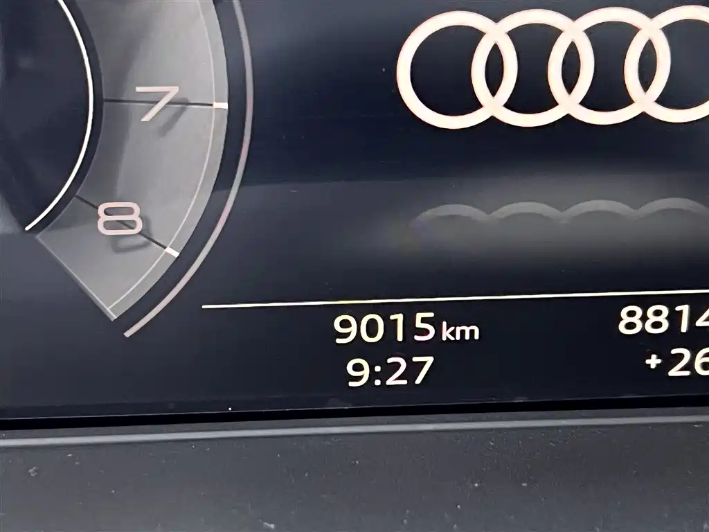 Audi A4L 2024 — фото 22