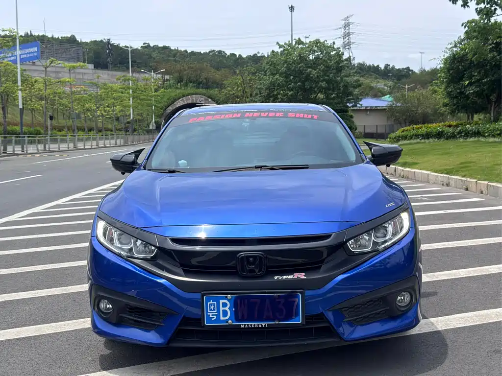Honda Civic 2017 — фото 2
