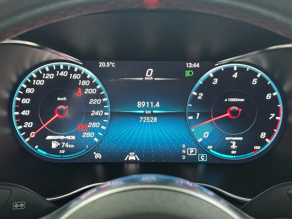 Mercedes-Benz GLC AMG 2022 — фото 18