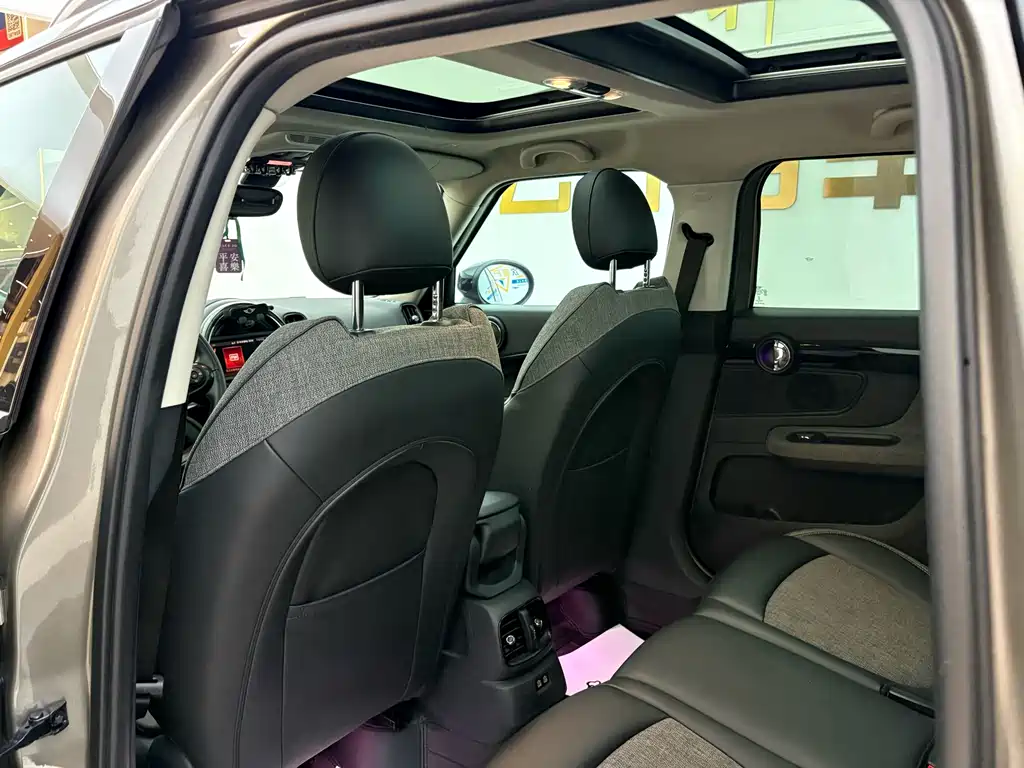 MINI Countryman 2020 — фото 12
