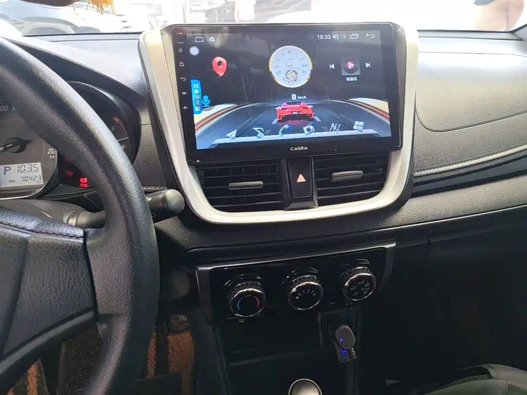 Toyota Yaris L 2020 — фото 13