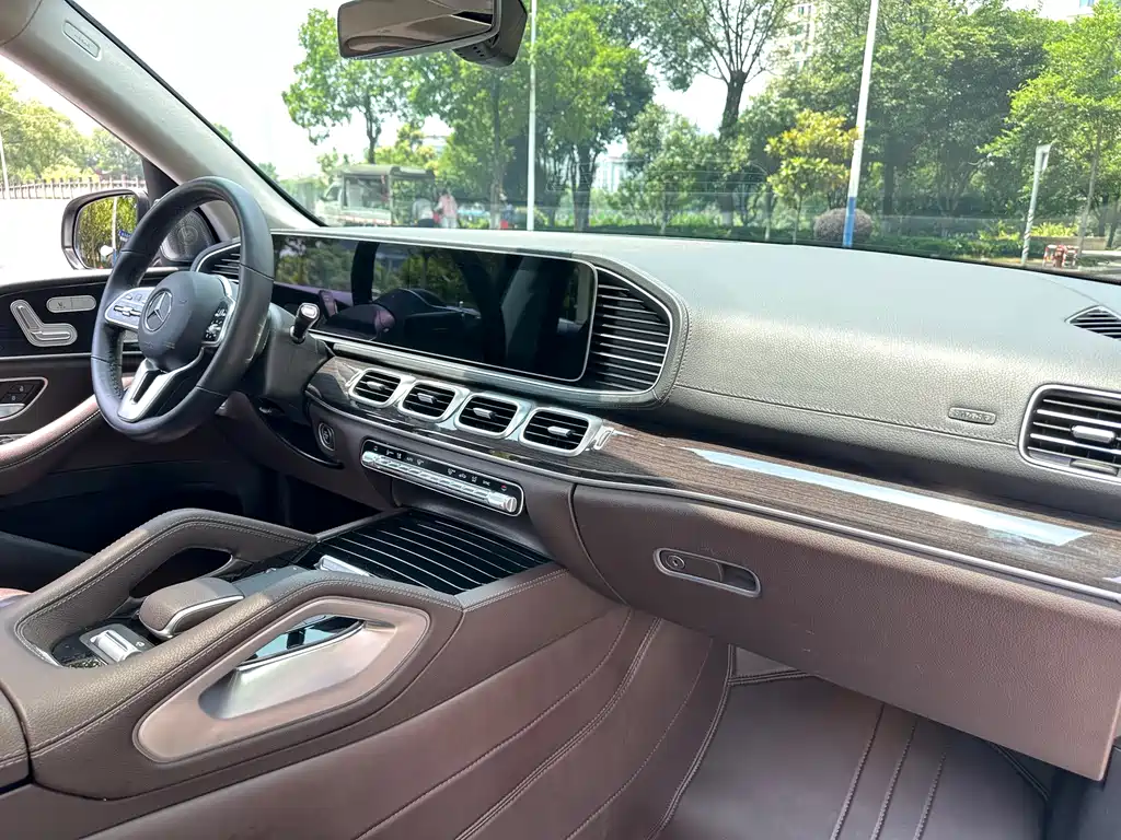 Mercedes-Benz GLE 2023 — фото 9