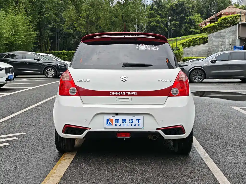 Suzuki Swift 2018 — фото 28