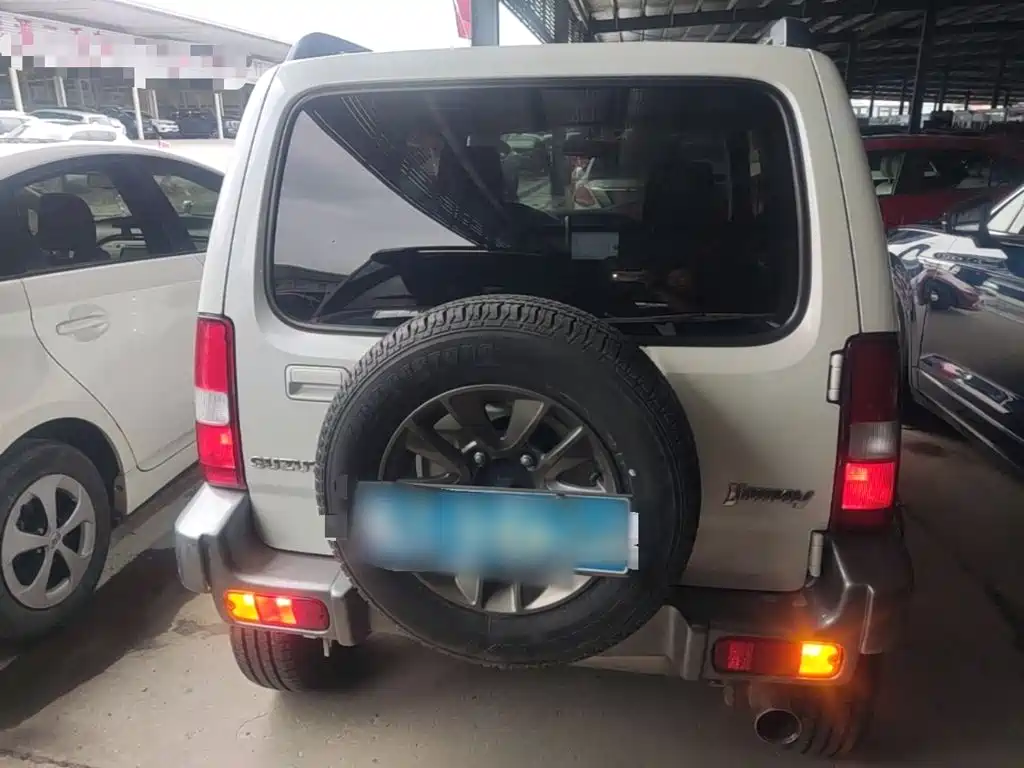 Suzuki Jimny 2016 — фото 6