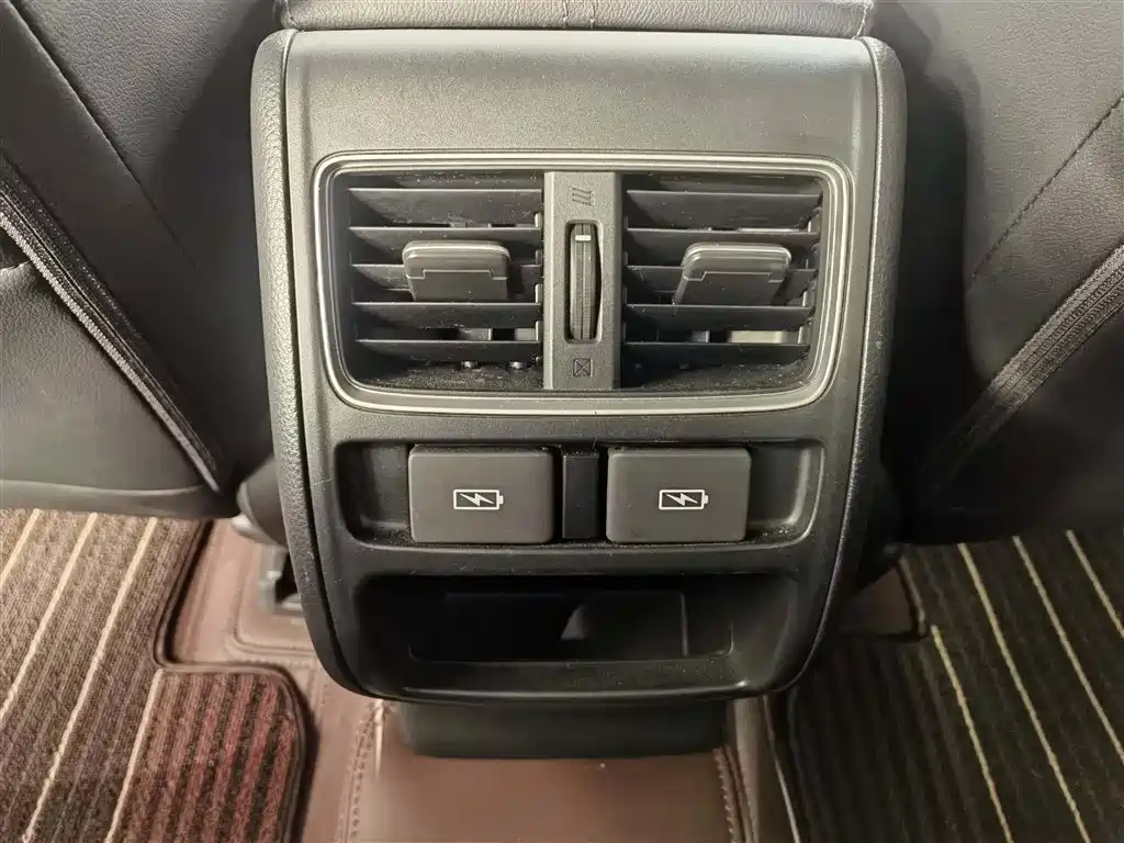 Honda Accord 2022 — фото 18