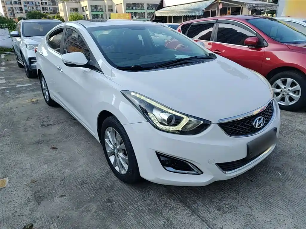 Hyundai Elantra Langdong 2016 — фото 4