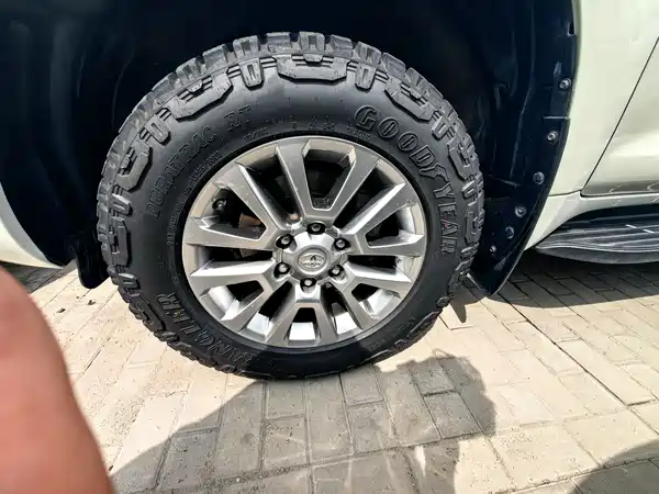 Toyota Prado 2019