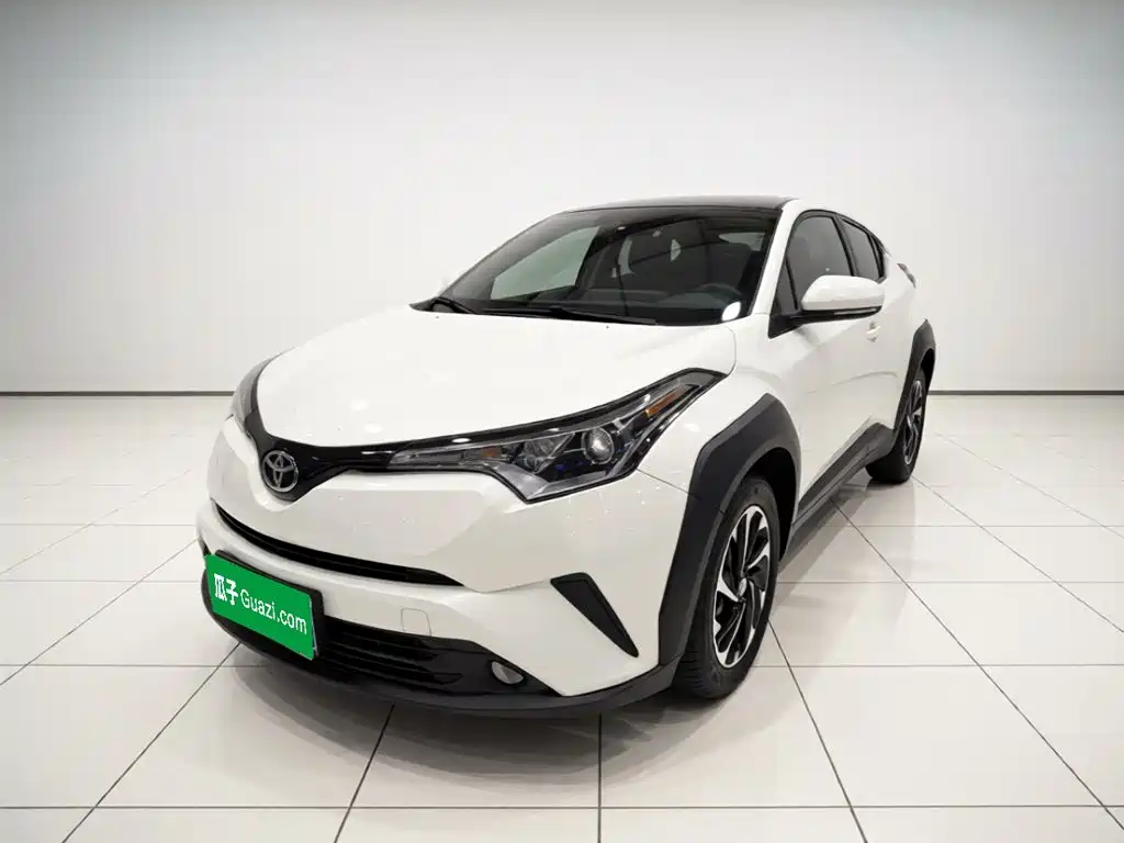 Toyota IZOA 2019 — фото 1