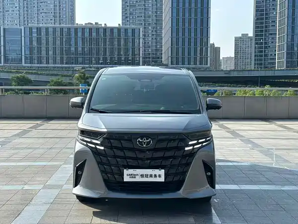 Toyota Alphard 2024