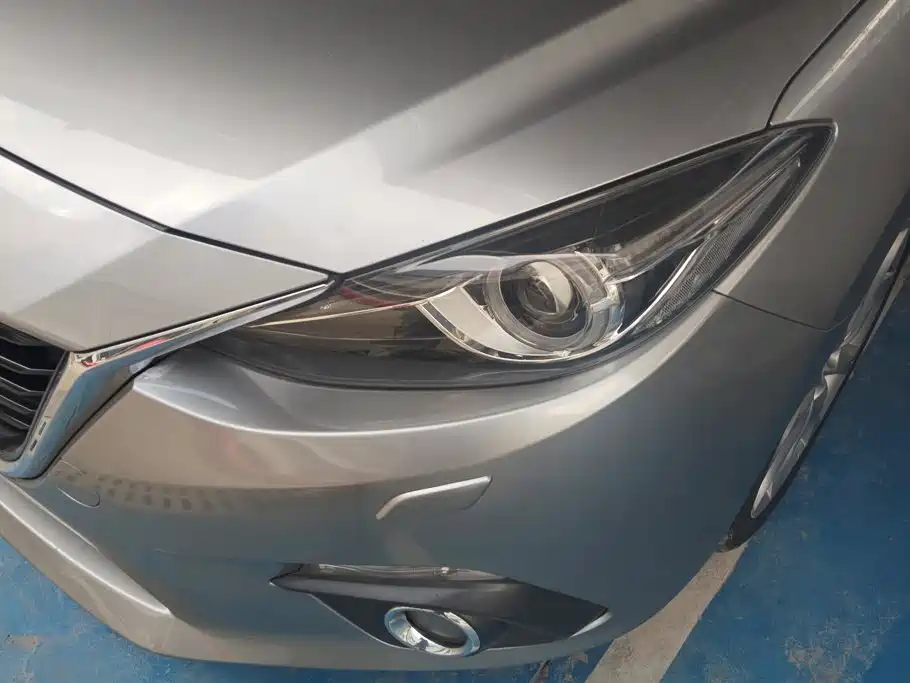 Mazda 3 Angkesela 2014