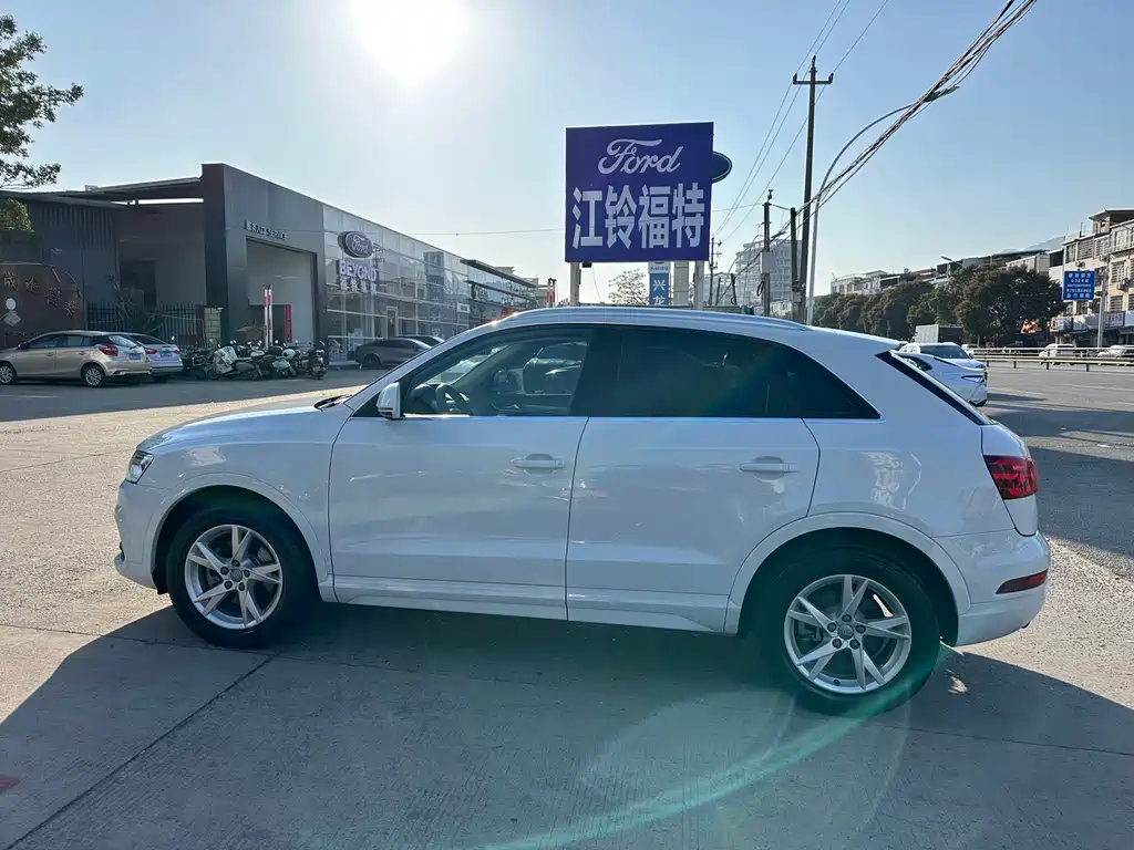 Audi Q3 2018 — фото 4