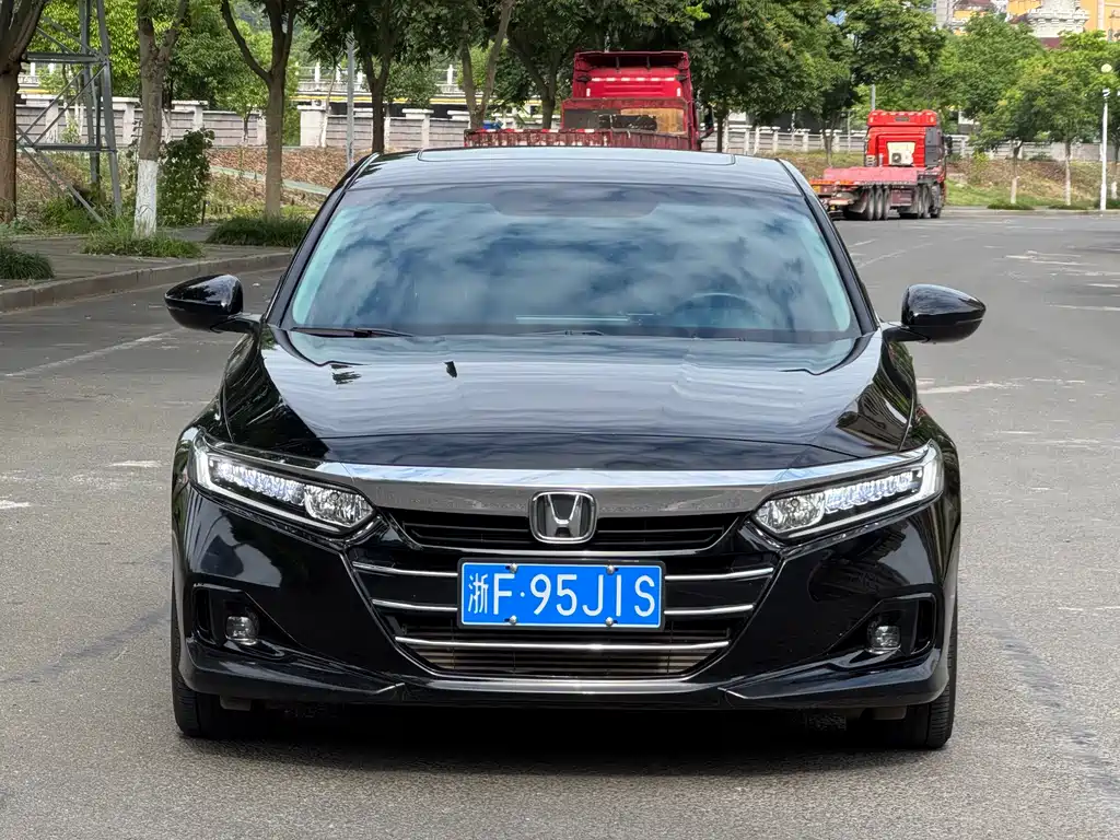 Honda Accord 2023 — фото 2
