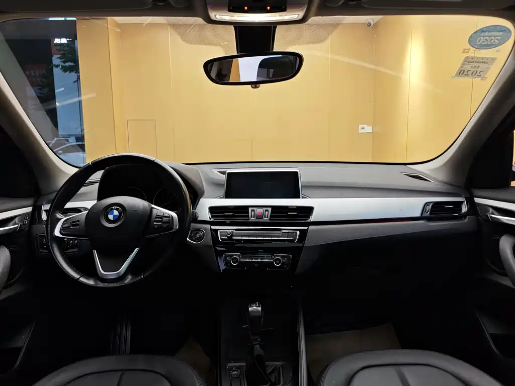 BMW X1 2018 — фото 20
