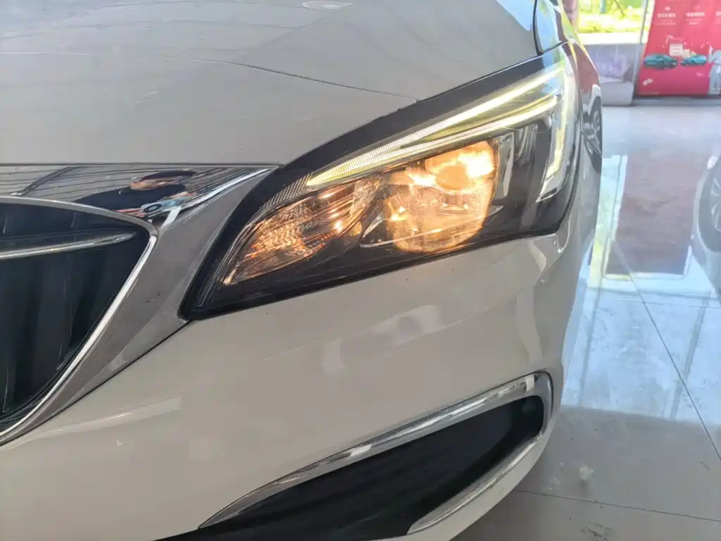 Buick Verano 2019 — фото 24