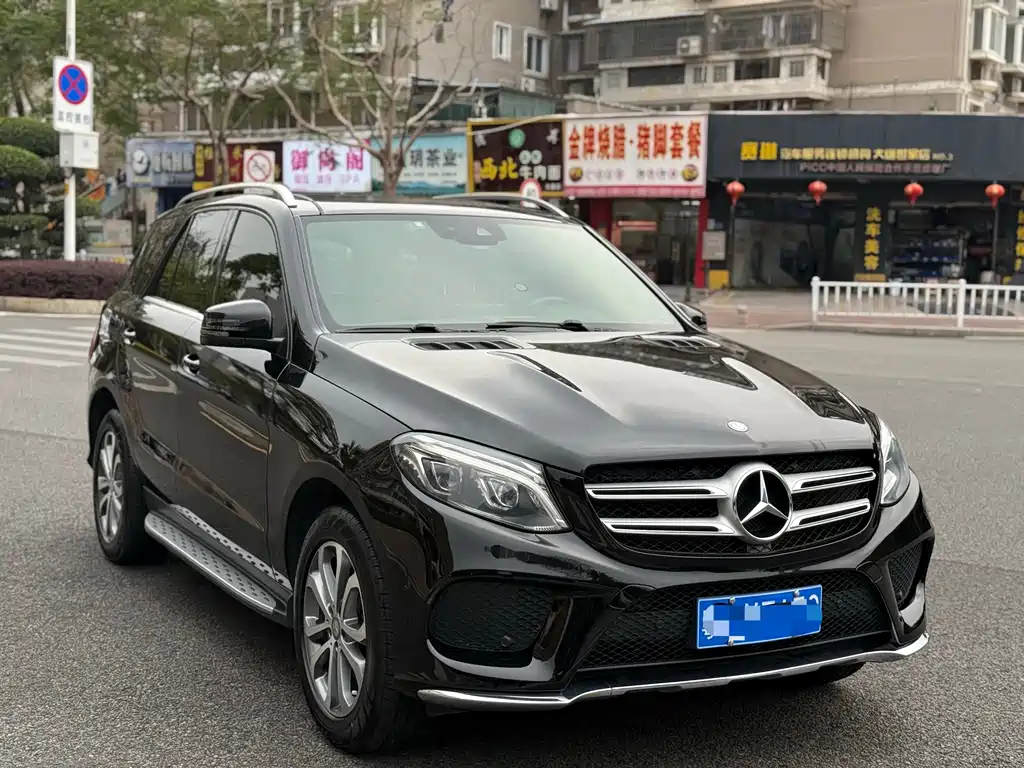Mercedes-Benz GLE 2016 — фото 3