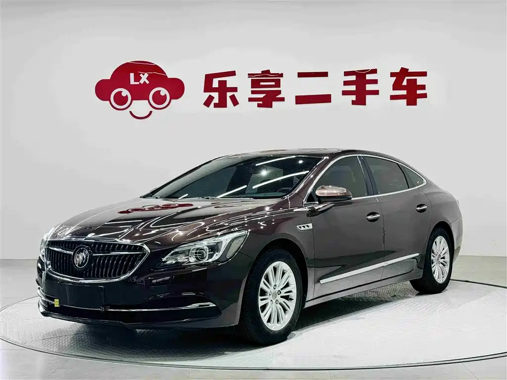 Buick LaCrosse 2017 — фото 1