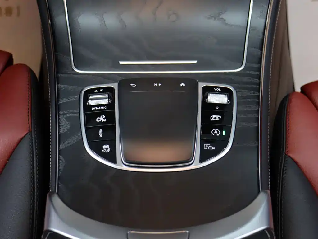 Mercedes-Benz GLC AMG 2021 — фото 16