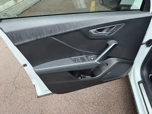 Audi Q2L 2022