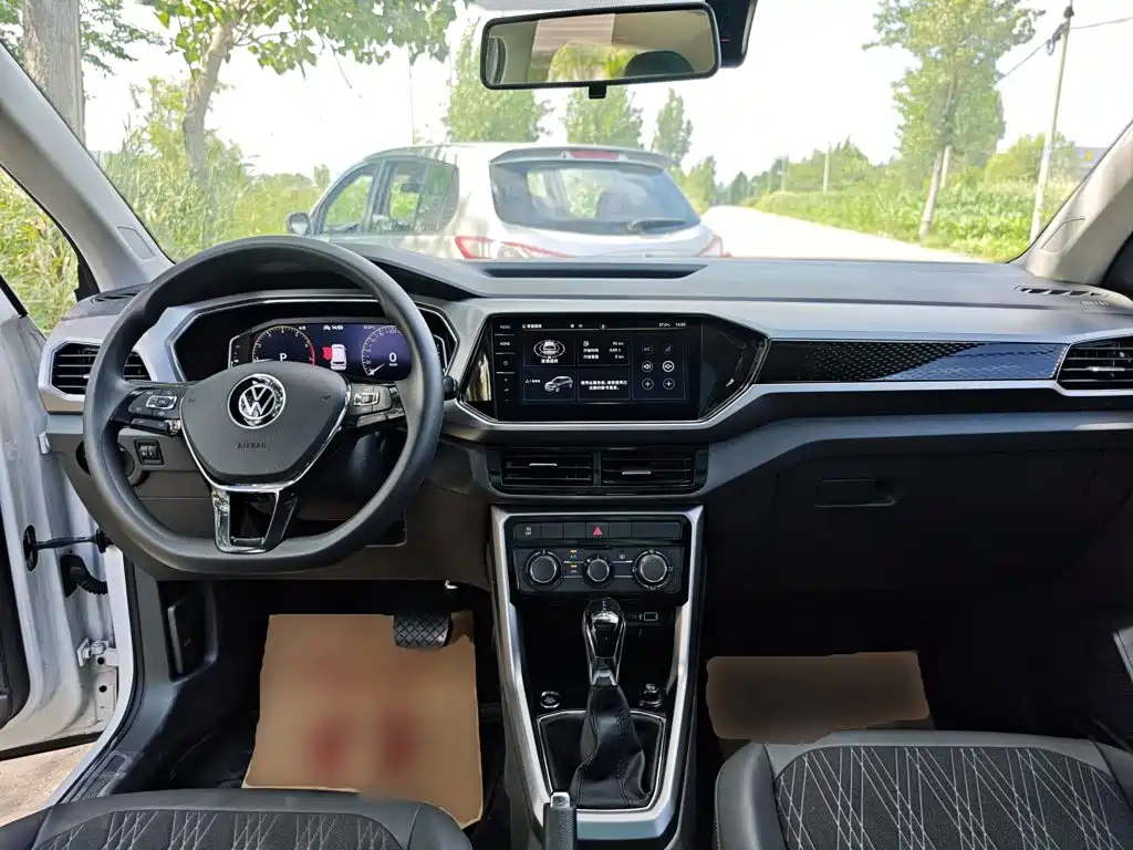 Volkswagen T-Cross 2021