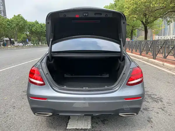Mercedes-Benz E-Class 2020