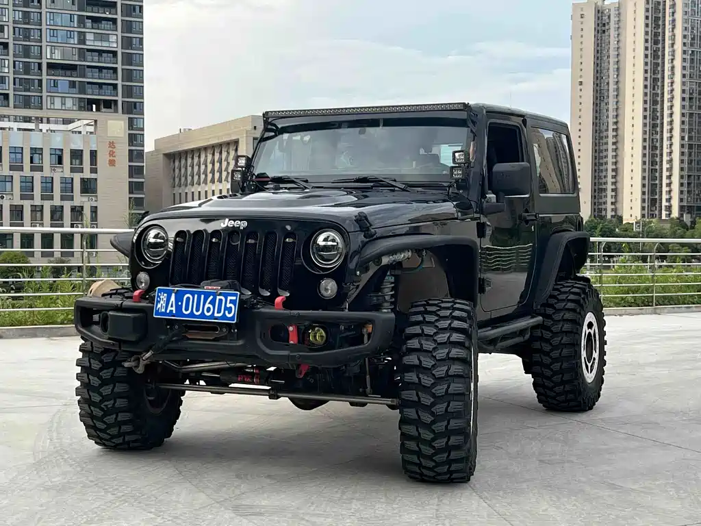 Jeep Wrangler 2017 — фото 2