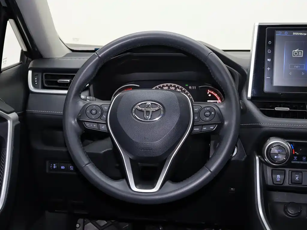 Toyota RAV4 2020 — фото 16