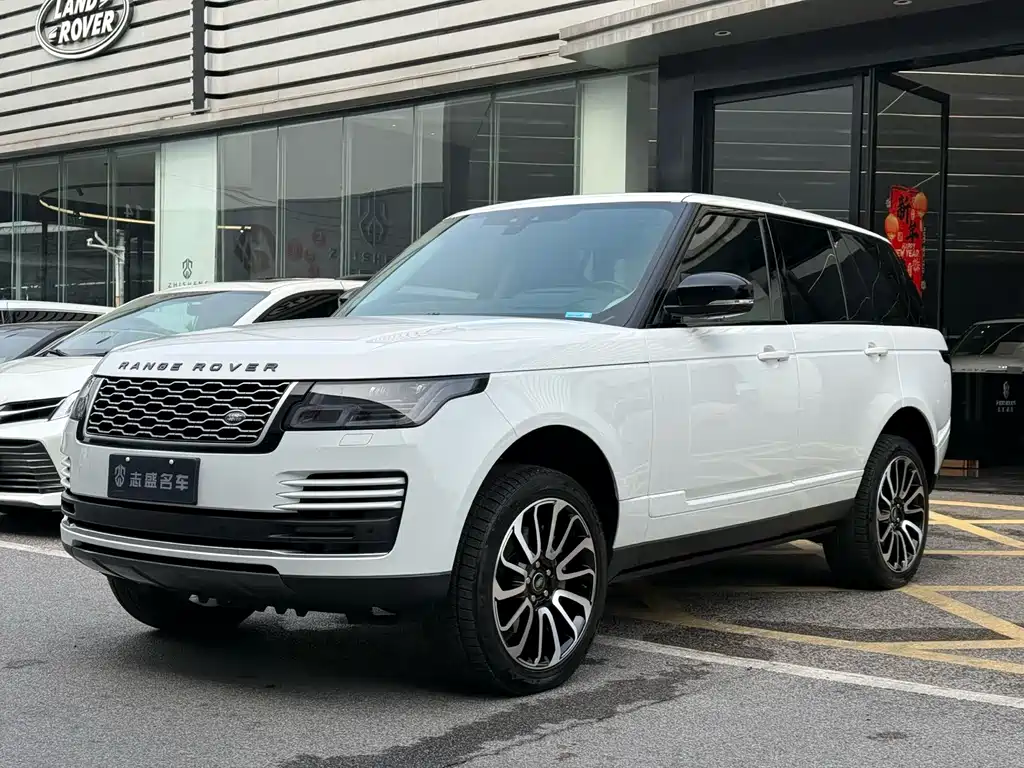 Land Rover Range Rover 2021 — фото 1