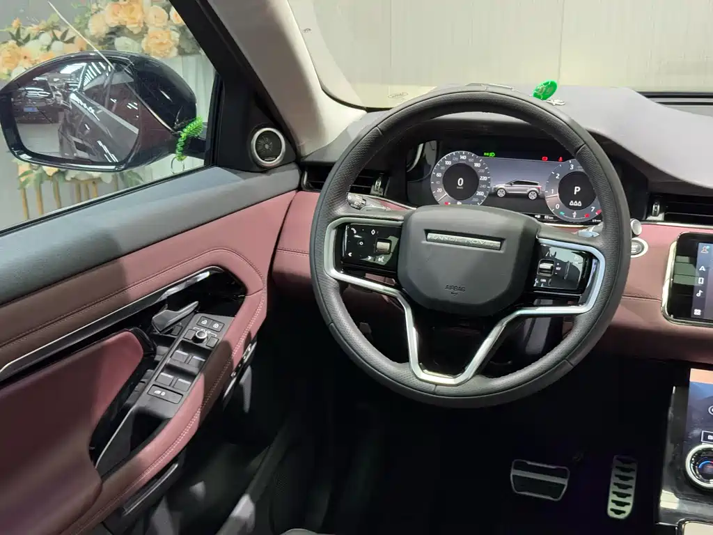 Land Rover Evoque 2024 — фото 15
