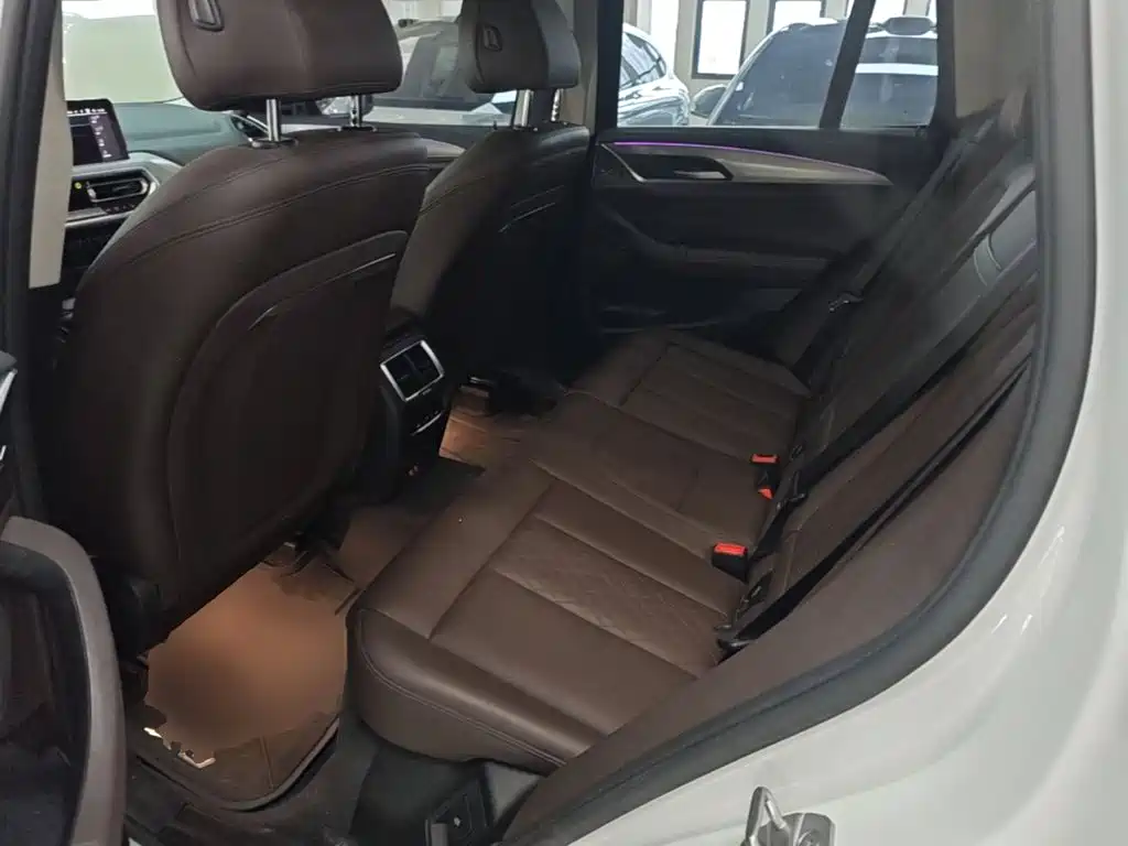 BMW iX3 2022 — фото 17