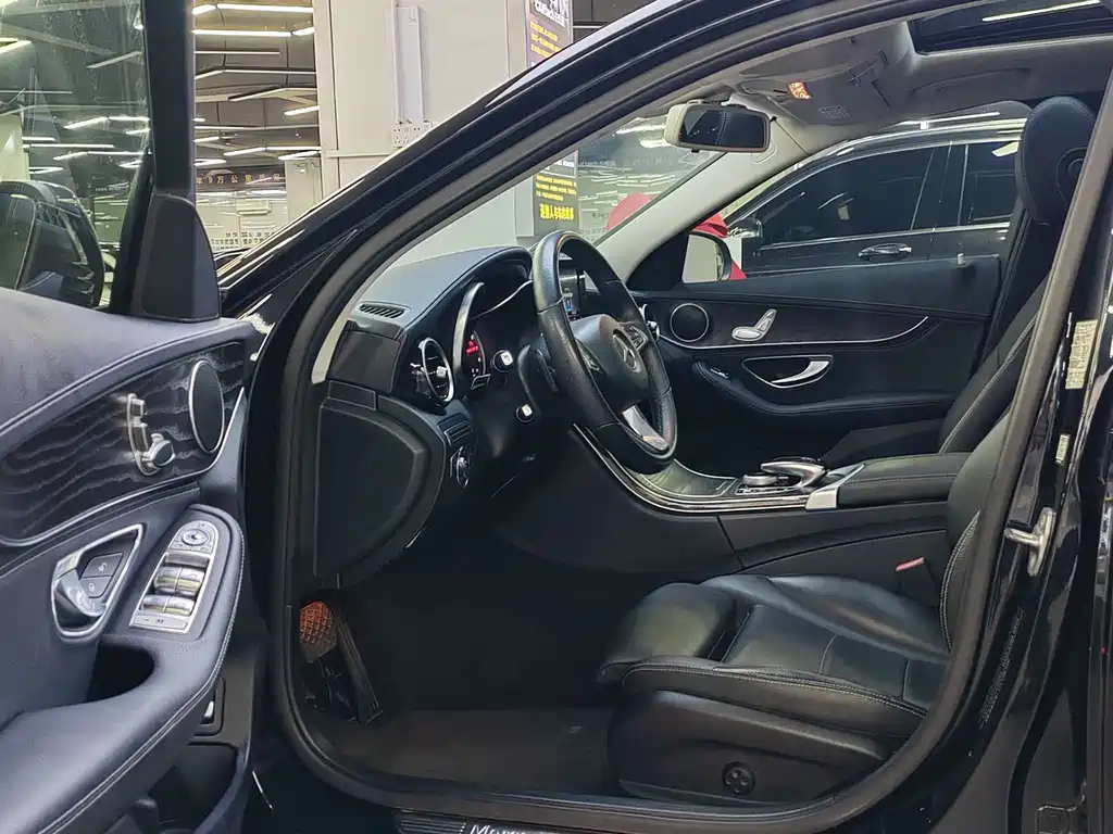 Mercedes-Benz C-Class 2017